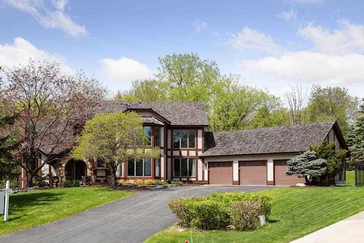 13795 Guild Avenue Apple Valley, MN 55124