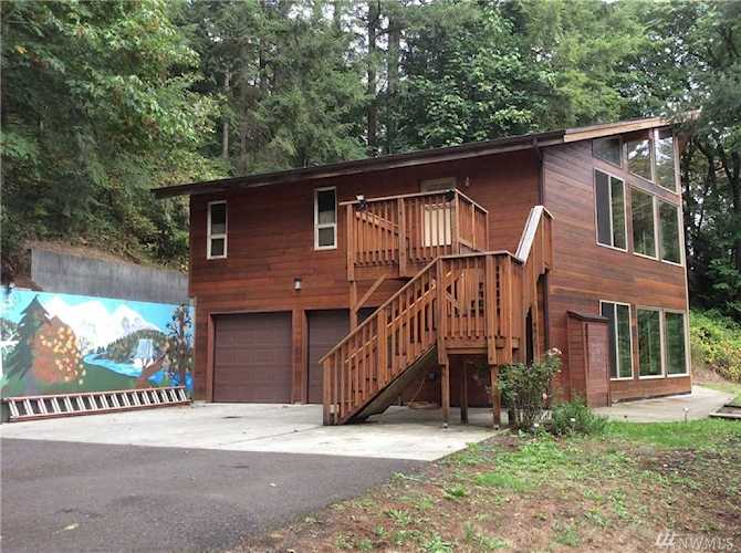 1636 Kalama River Rd Kalama, WA 98625
