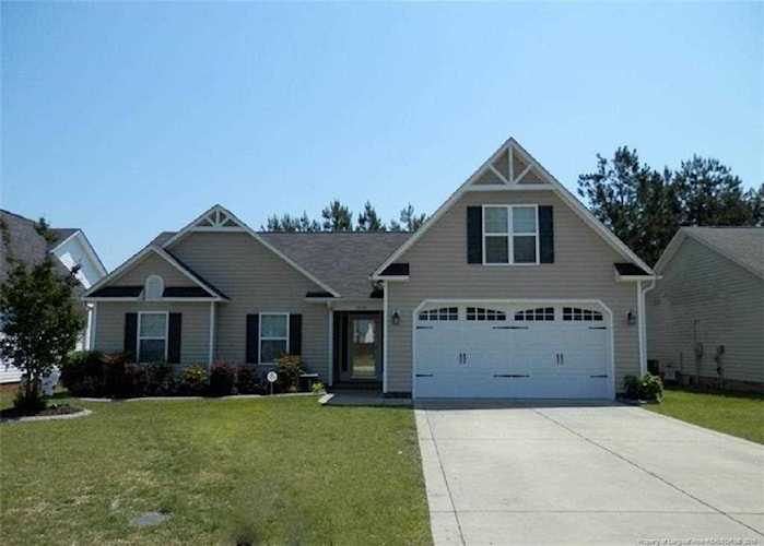 5625 Seafield Ln Hope Mills, NC 28348 | MLS 607274 Photo 1