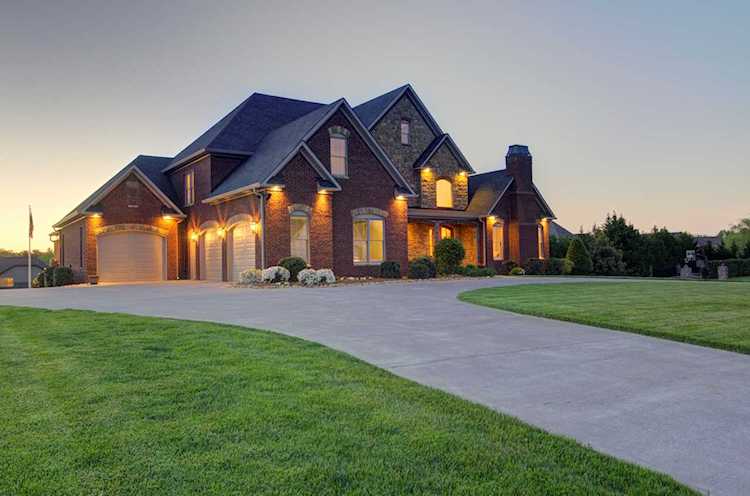 2213 Rockingham Dr Maryville, TN 37803