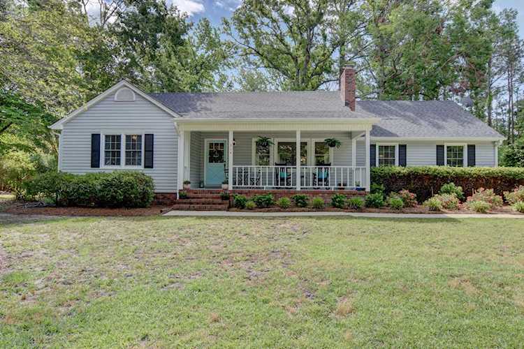 Home For Sale At 514 Upland Drive, Wilmington NC in Bayshore Estates Photo 1