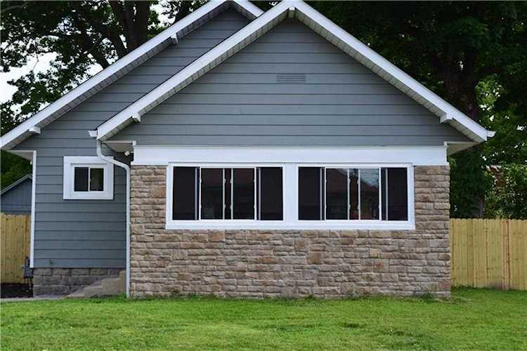 39 W Garfield Avenue Martinsville, IN 46151 | MLS 21641758 Photo 1