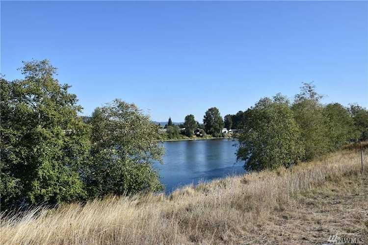1508 River Rd Longview, WA 98632
