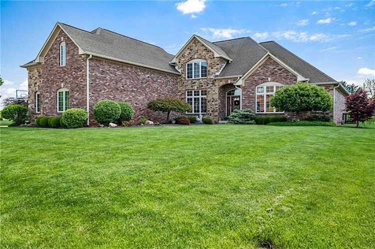 519 Southwind Brownsburg, IN 46112 | MLS 21641972 Photo 1