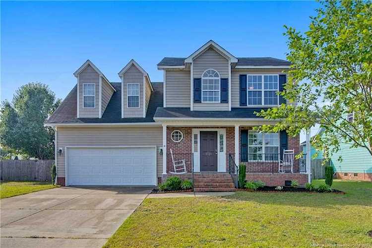 5721 Lady Way Dr Hope Mills, NC 28348 | MLS 607487 Photo 1