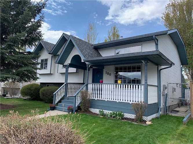 180 Cambria Road Strathmore, AB T1P 1L9