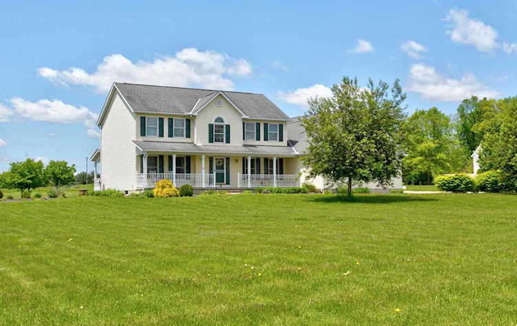 125 Simeon Drive Hebron, OH 43025 | MLS 219016505 Photo 1