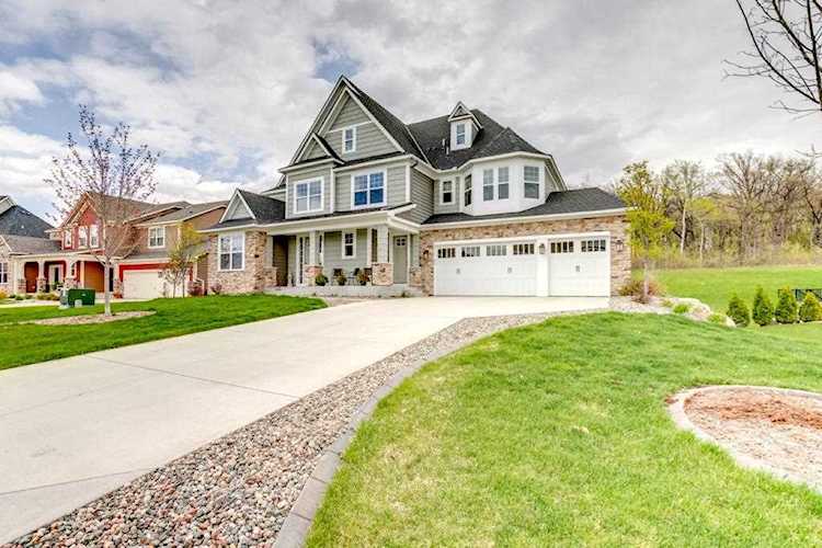 1551 Deephaven Drive Woodbury, MN 55129 | MLS 5195529 Photo 1
