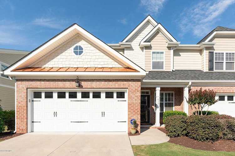 Home For Sale At 4321 Peeble Drive, Wilmington NC in Echo Farms Photo 1