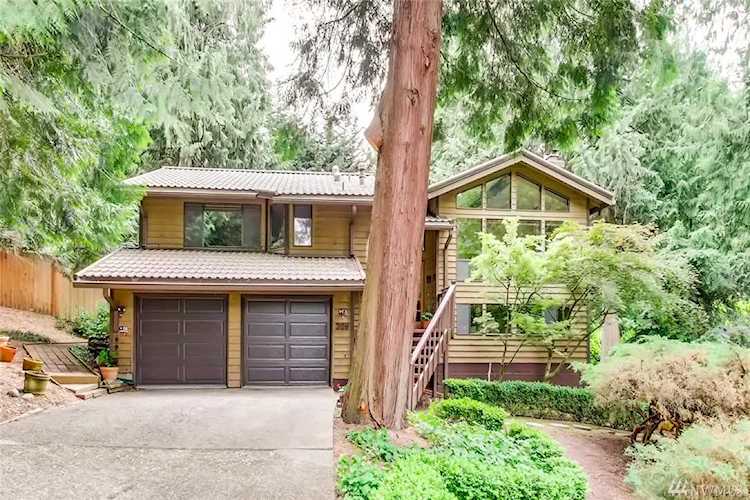 305 207th Ave NE Sammamish, WA 98074 | MLS ® 1463337 Photo 1