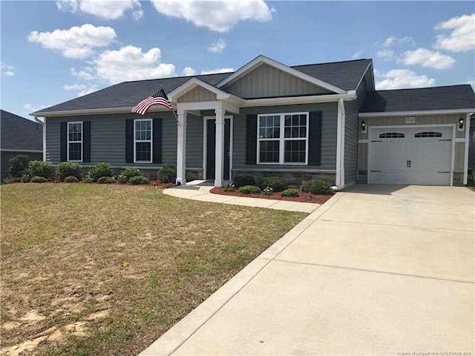 5316 Goshawk Dr Hope Mills, NC 28348 | MLS 607716 Photo 1