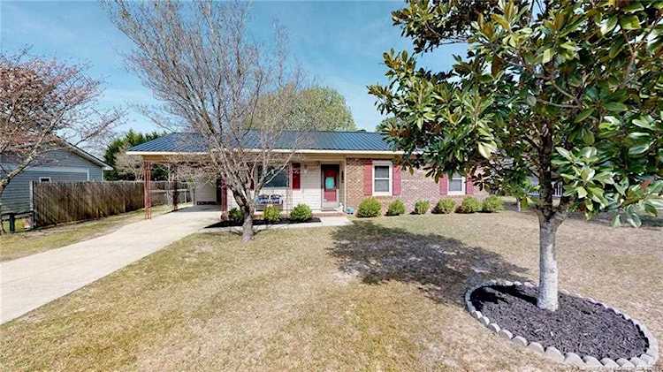 3660 Metric Dr Hope Mills, NC 28348 | MLS 602765 Photo 1