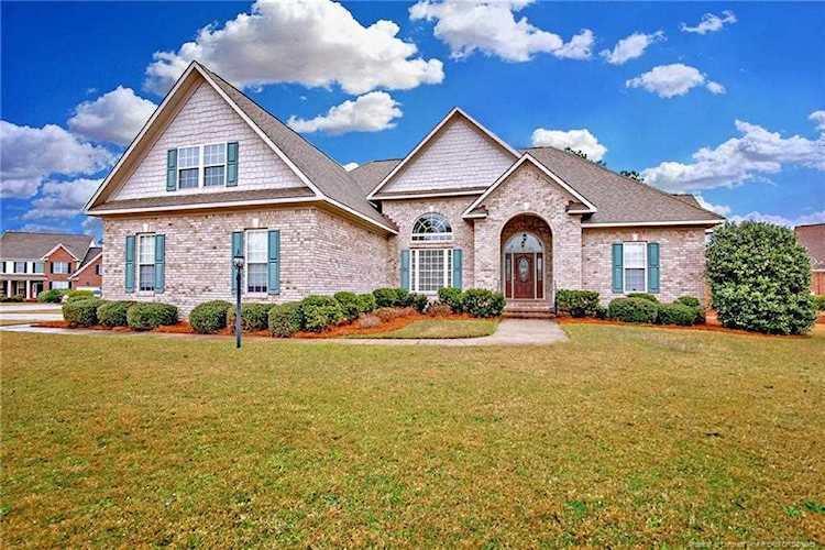 3209 King James Ln Fayetteville, NC 28306 | MLS 603038 Photo 1