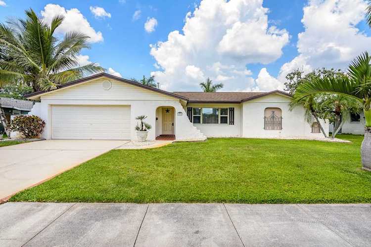 1435 Vega Avenue Merritt Island, FL 32953 | MLS 840926 Photo 1