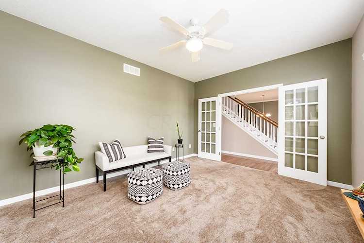 5220 Stratshire Place Columbus, OH 43230 | MLS 219016327 Photo 1