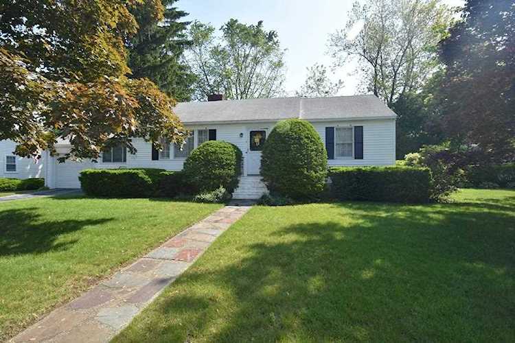 Westlands Chelmsford, 5 Flint Street, MA, home for sale Photo 1
