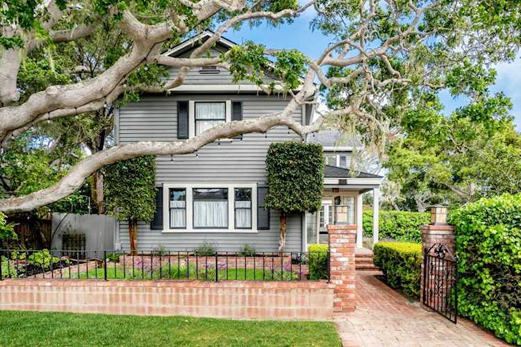 413 Walnut Street Pacific Grove, CA 93950 | MLS 52193468 Photo 1