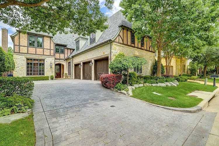79 Abbey Woods Lane Dallas, TX 75248