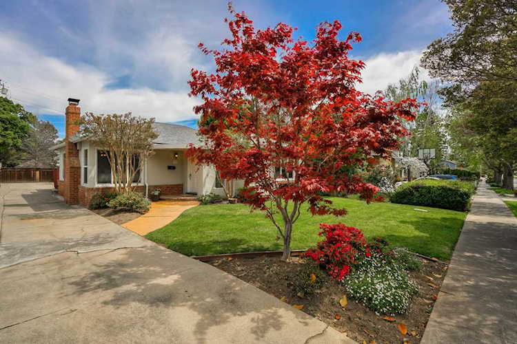 153 Nevada Street Redwood City, CA 94062 | MLS 52188995 Photo 1