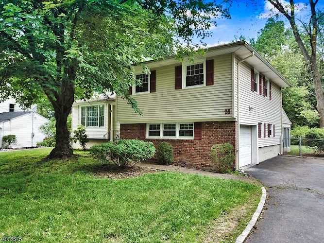 76 Brookside Dr New Providence Boro, NJ 07974