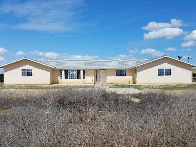 49360 W Althea Avenue Firebaugh, CA 93622 | MLS 52188372 Photo 1