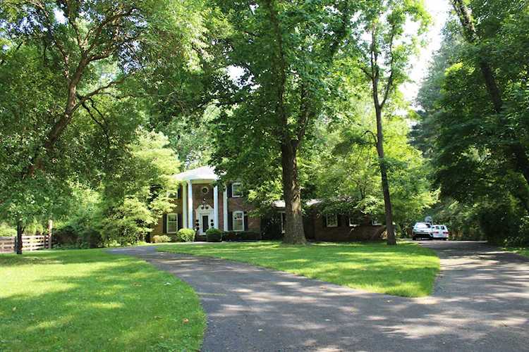 11124 Nutwood Rd Louisville, KY 40223