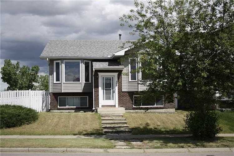399 Riverglen Drive SECalgary Real EstateRiverbend Homes for Sale