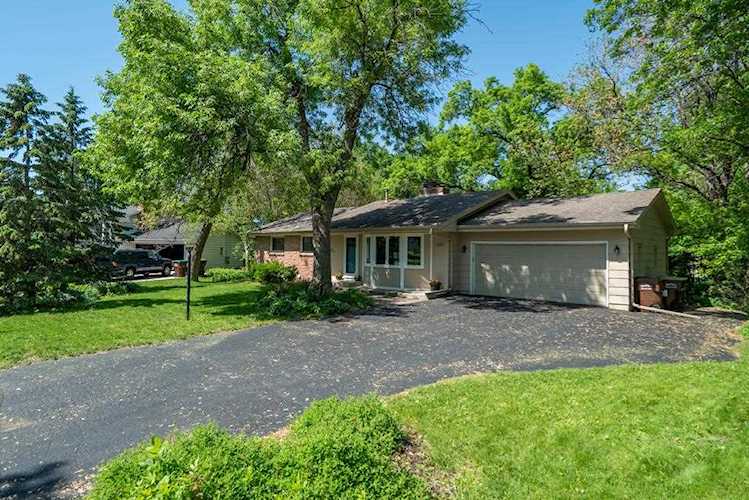 3808 W 104th Street Bloomington, MN 55431 | MLS 5244027 Photo 1