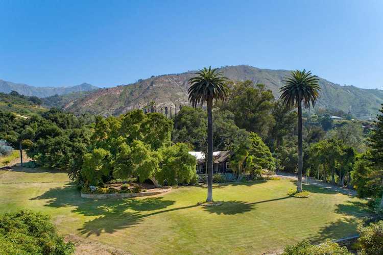 1915 Santa Monica Rd Carpinteria, CA 93013