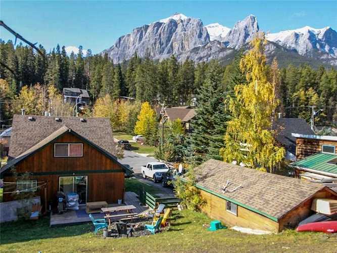 274 Three Sisters Drive Hospital Hill Canmore Canmore T1w 2m7