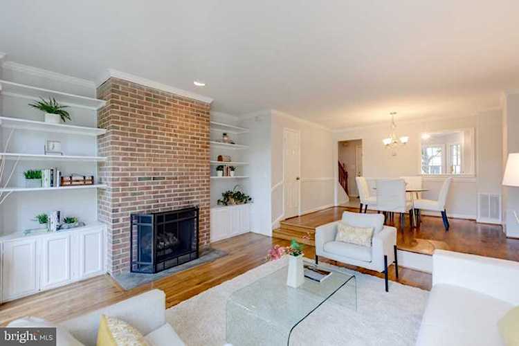 10161/2 Oronoco St Alexandria, VA 22314 | MLS ® VAAX234310 Photo 1