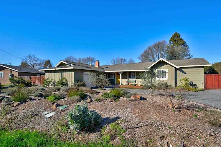 4453 Drury Lane Santa Rosa, CA 95401 | MLS 21903876 Photo 1