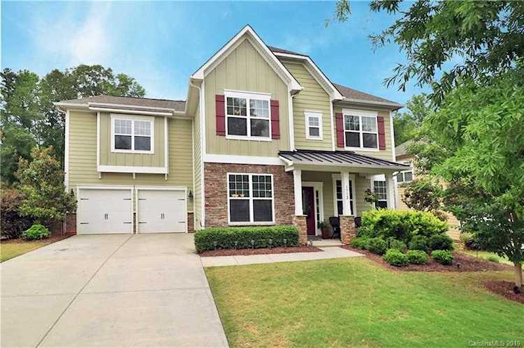 1732 Fairntosh Dr Fort Mill, SC 29715 | MLS 3517869 Photo 1