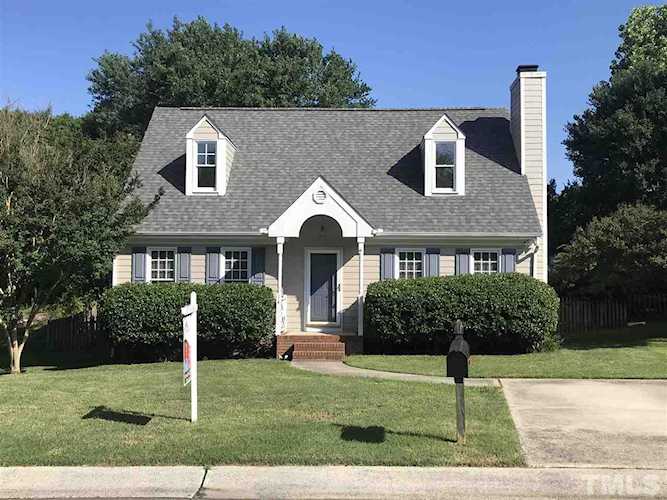14 Great Oak Court Durham, NC 27713 | MLS 2260786 Photo 1