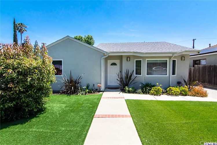 724 W Loma Alta Drive, Altadena, CA 91001 | MLS #319002343 Photo 1