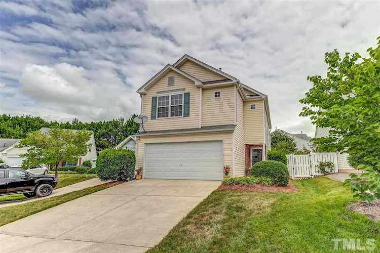 1204 Meadow Moss Court Raleigh, NC 27613 | MLS 2260790 Photo 1
