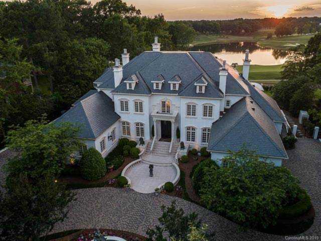 7430 Baltusrol Ln Charlotte, NC 28210