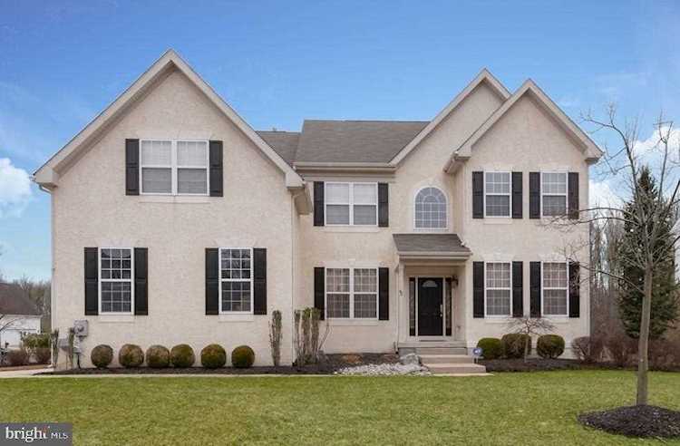 48 Hillside Ln Mount Laurel, NJ 08054 | MLS NJBL324132 Photo 1