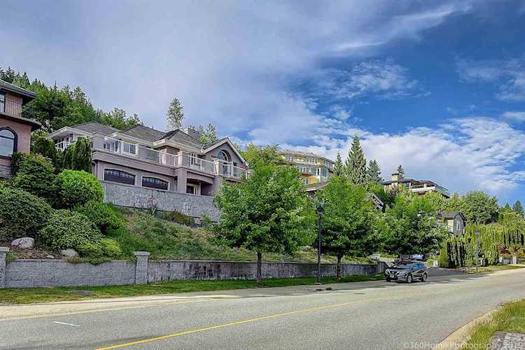1625 Chippendale Road West Vancouver, BC V7S 3G6