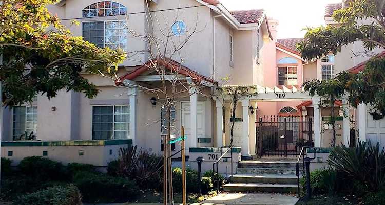 709 Woodside Way C San Mateo, CA 94401 | MLS ML81734908 Photo 1
