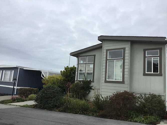 8 Oceanview Ave 8 Half Moon Bay, CA 94019 | MLS ML81734277 Photo 1