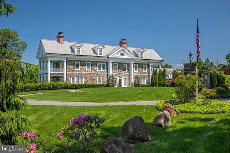 556 Waterloo Rd Devon, PA 19333