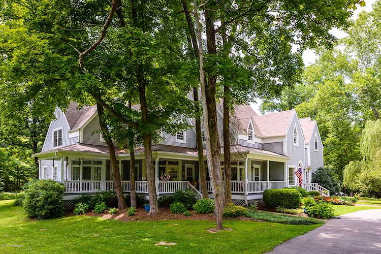 12100 Ridge Rd Anchorage, KY 40223