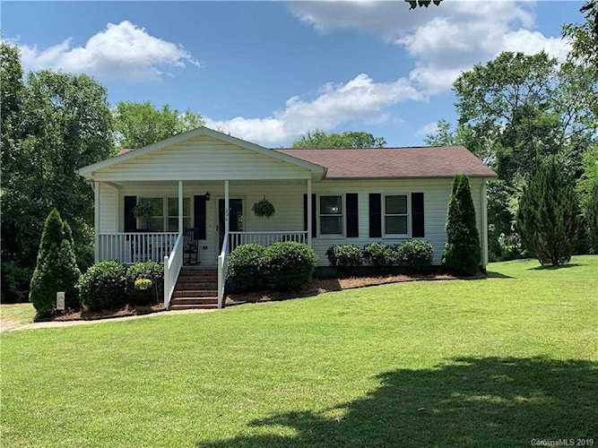 206 Ross Ct Belmont, NC 28012 | MLS 3519687 Photo 1