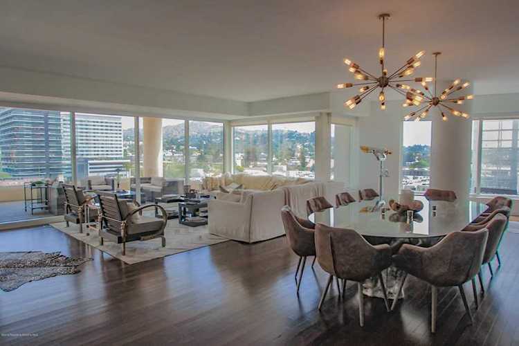 6250 Hollywood Boulevard #14A Los Angeles, CA 90028