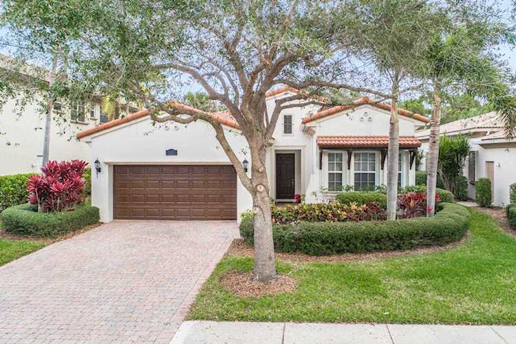 1720 Nature Court Palm Beach Gardens, FL 33410 | MLS RX-10494959 Photo 1