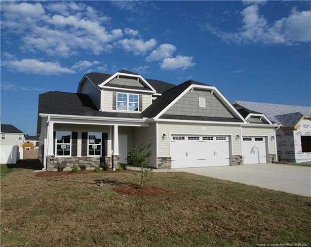 336 Whitestone Dr Fayetteville, NC 28312 | MLS 554774 Photo 1