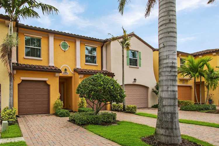4529 Mediterranean Circle Palm Beach Gardens, FL 33418 | MLS RX-10539960 Photo 1