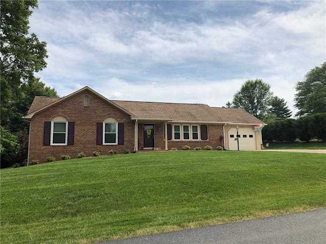 2111 Derby St Hickory Nc 28602 Mls 3515257