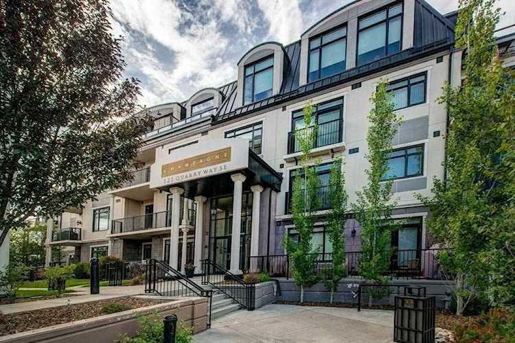 121 Quarry Way SE #403 Calgary, AB T2C 5J1